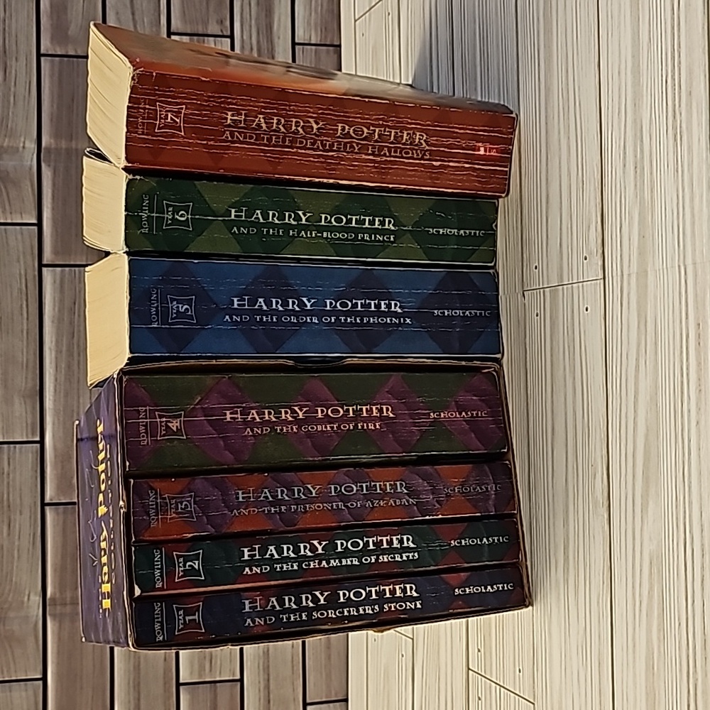 Harry Potter paperbacks 1- 7